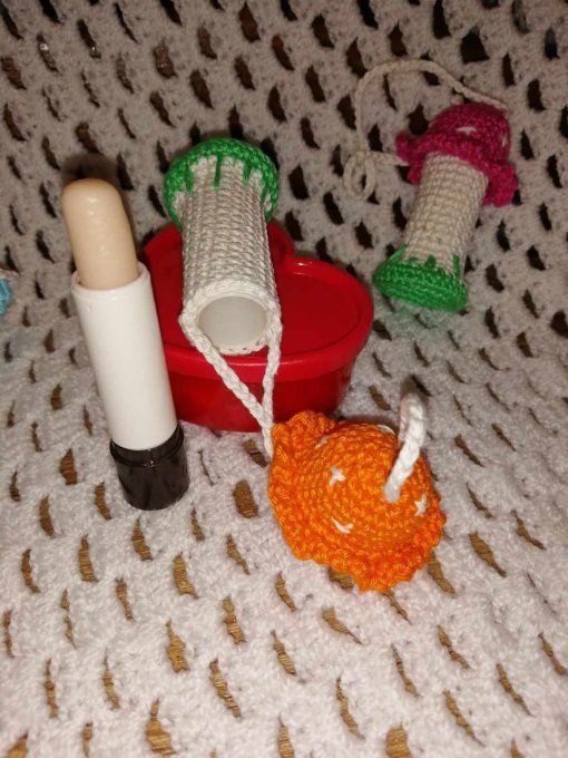 Tutoriel de crochet : étui pour baume à lèvres , le Baumignon